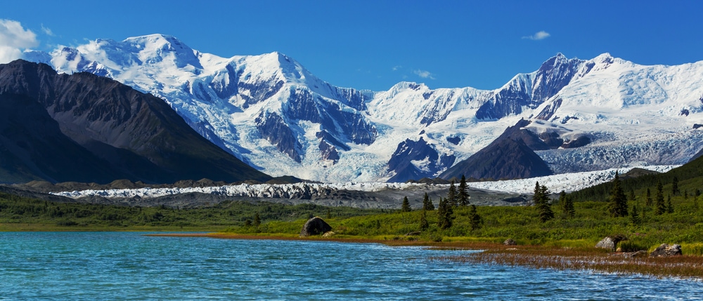 Beautiful Alaskan mountain scene